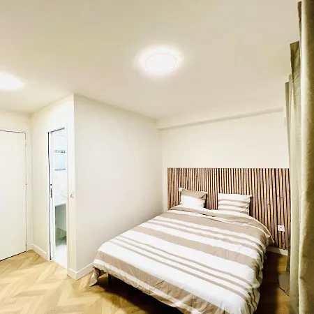 8 Min From Paris, L'entre-vert, Park Side *