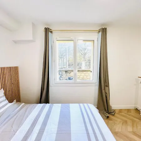 Apartment 8 Min From Paris, L'entre-vert, Park Side