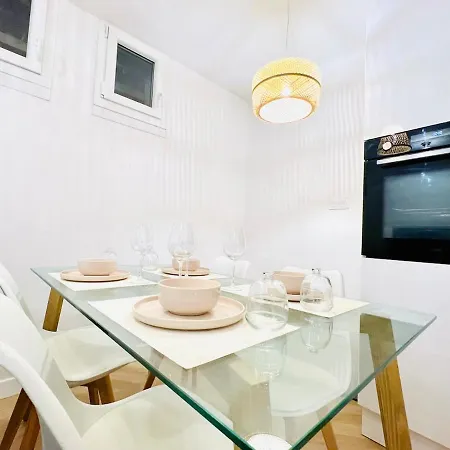 8 Min From Paris, L'entre-vert, Park Side *
